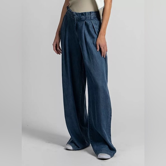 AMERICAN EAGLE HIGH WAISTED WIDE LEG PANTS Size 6 PULL PN PANTS JEANS STRETCHY - Picture 1 of 14